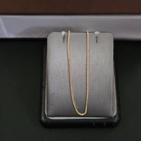 14k gold necklace 18 inch - Picture 2 of 7